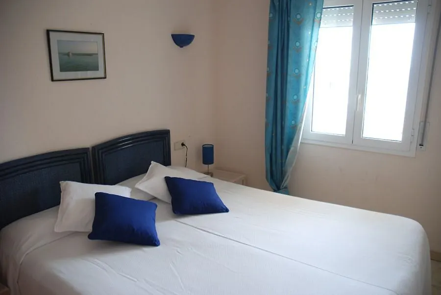 Hotel & Apartaments Thalassa Sport & Spa Roses 3*,  Spain