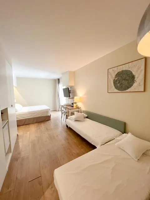 Hotel & Apartaments Thalassa Sport & Spa Roses
