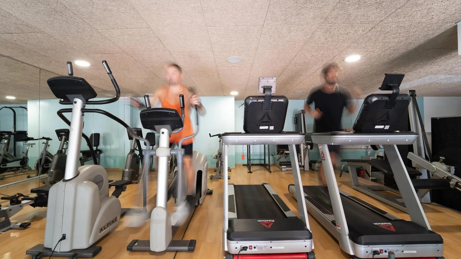 Hotel & Apartaments Thalassa Sport & Spa Roses Spain