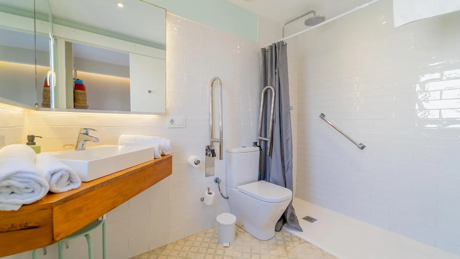 Hotel & Apartaments Thalassa Sport & Spa Roses