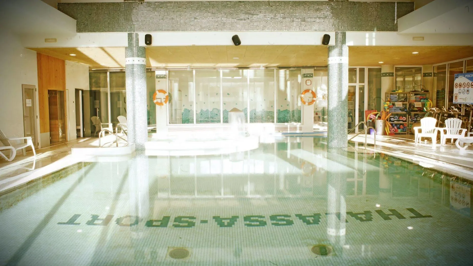 ***  Hotel & Apartaments Thalassa Sport & Spa Roses Spain